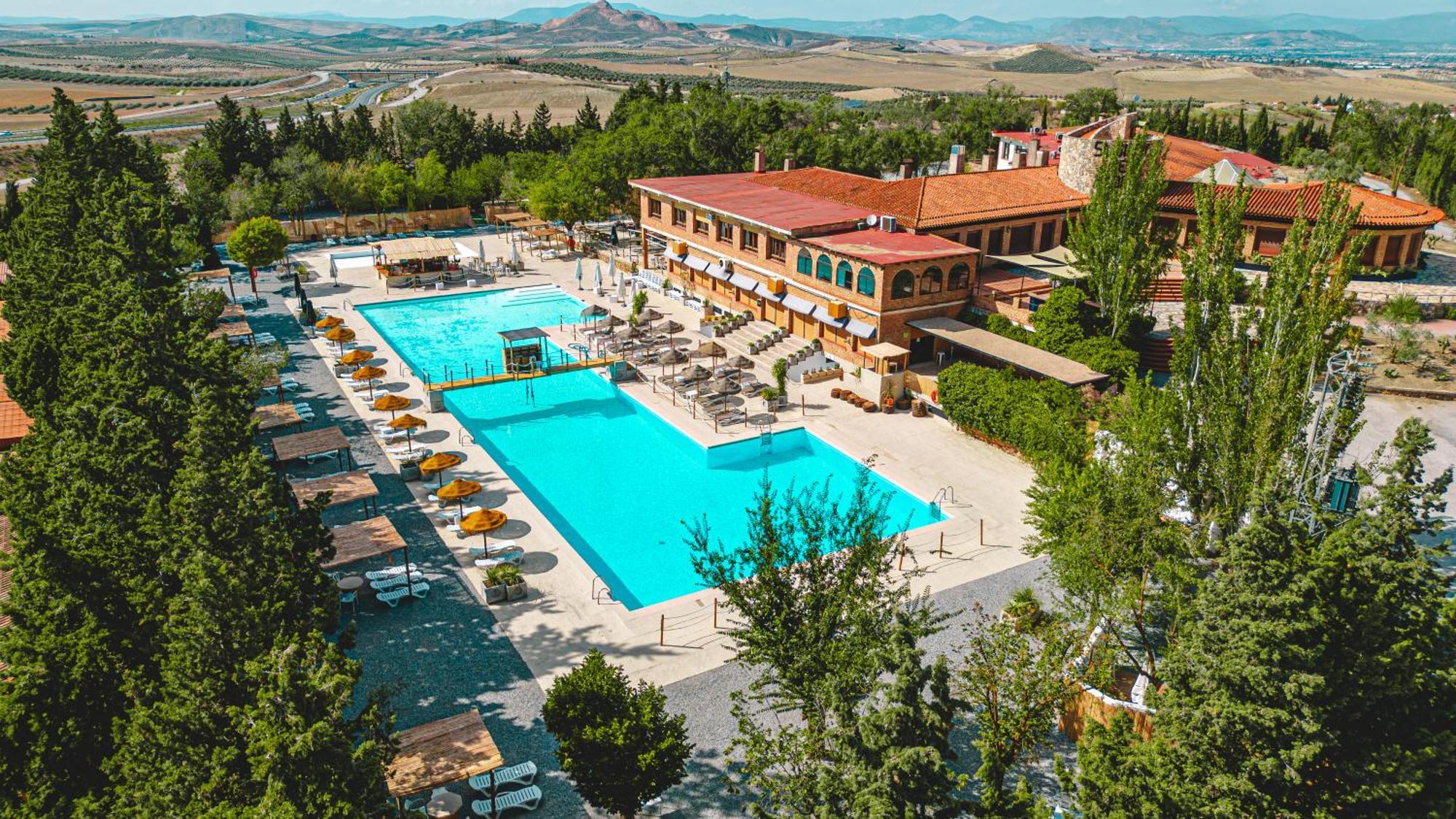 Camping & Bungalows Suspiro Del Moro Otura Exterior foto